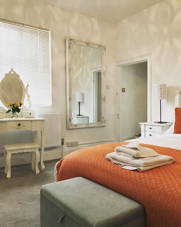 Wansford Country Lounge B&B エクステリア 写真
